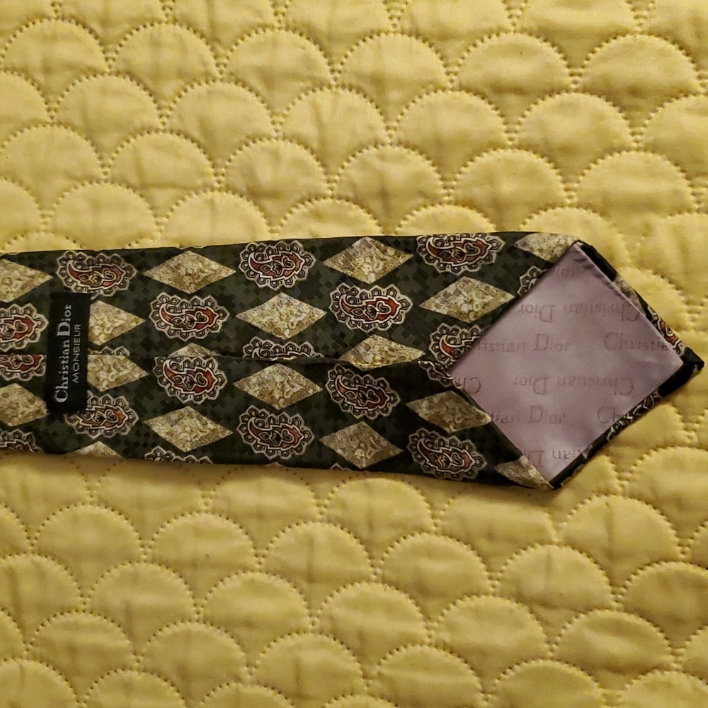 Neck Tie - Picture 3 of 3